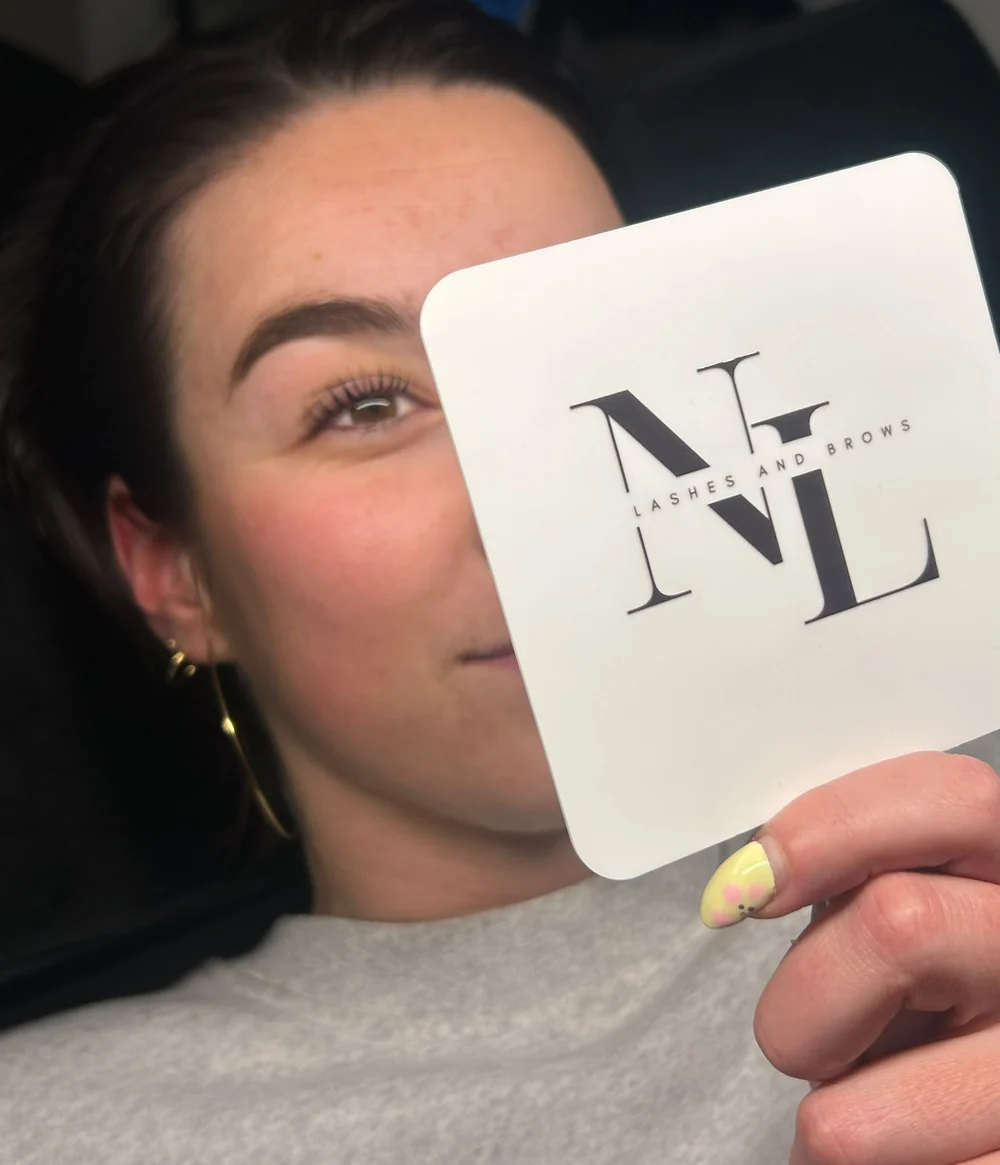 Beauty by Noa branding na een lash en brow behandeling